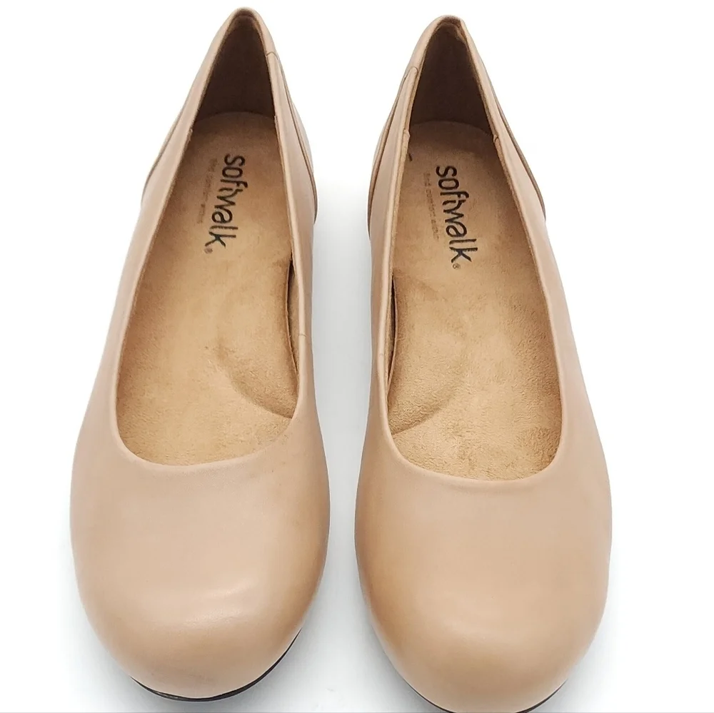 Softwalk Sonoma Women's Beige Slip on Casual Flats Shoes Size 11 Narrow